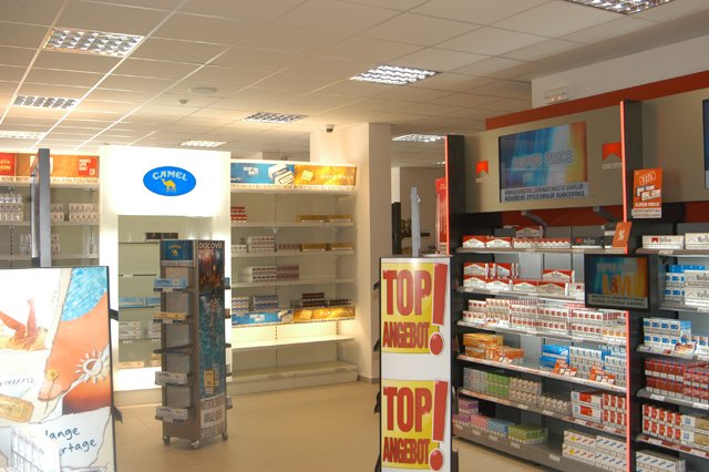 Rekonstrukce objektu bývalé celnice - prodejna Free one shop Folmava