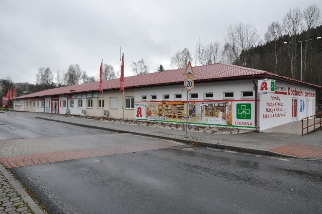 Rekonstrukce objektu bývalé celnice - prodejna Free one shop