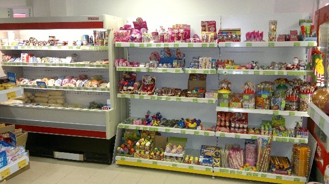 Rekonstrukce objektu bývalé celnice - prodejna Free one shop