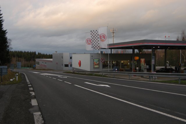 Rekonstrukce prodejní haly - prodejna Free one shop